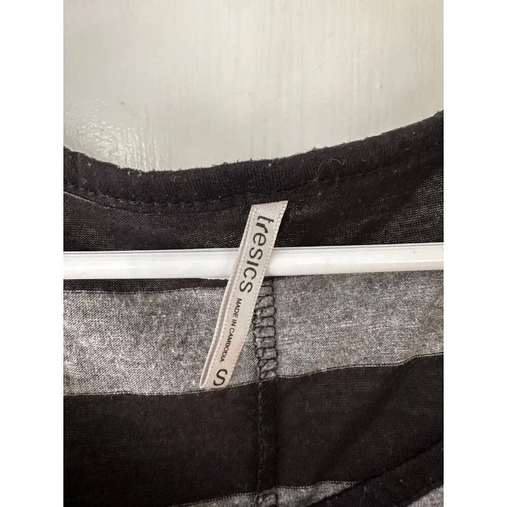 Tresics women’s size small black and grey striped shirt